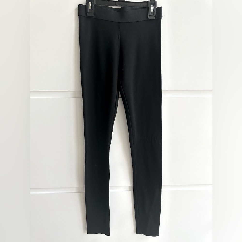 Club Monaco black leggings.